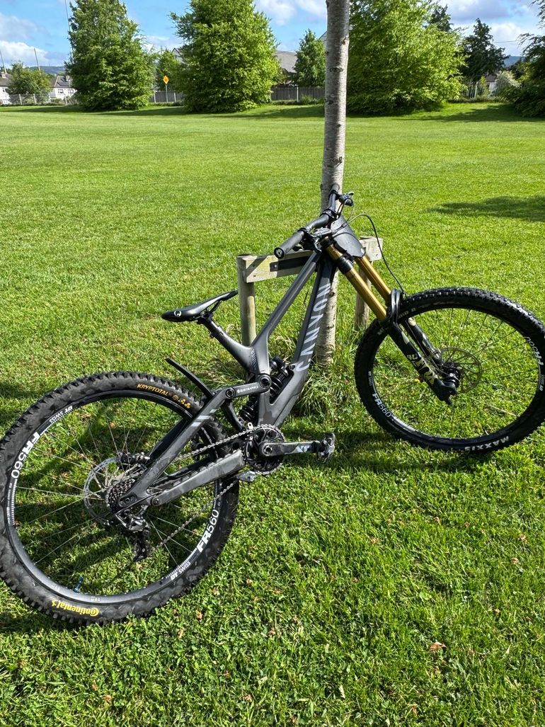 Used Canyon Sender CFR 29 2024 2024 Mountainbike, Black, 29 — image 9 of 13