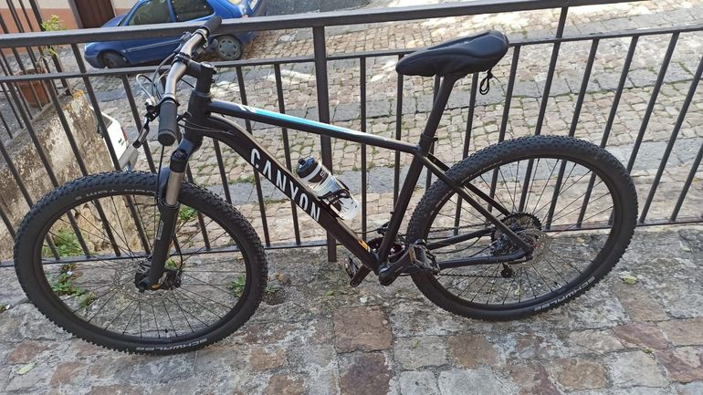 Used Canyon Canyon Custom Shimano XTR 2018 Mountainbike, Black — image 1 of 5