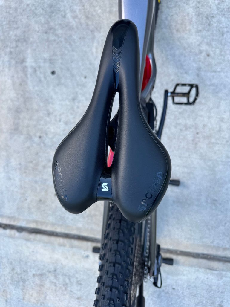 Used Orbea OCCAM H30 2023 2023 Mountainbike, Light Gray, 29 — image 17 of 28
