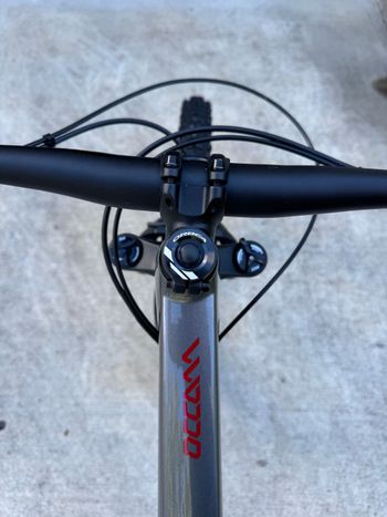 Used Orbea OCCAM H30 2023 2023 Mountainbike, Light Gray, 29 — image 15 of 28