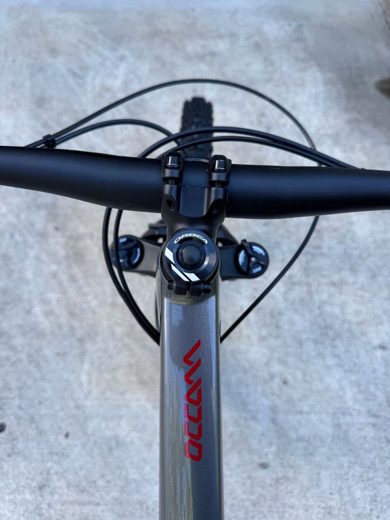 Used Orbea OCCAM H30 2023 2023 Mountainbike, Light Gray, 29 — image 15 of 28