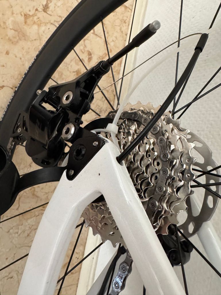 Used Gusto Gusto Custom Shimano 105 2025 Road & Gravel — image 8 of 16
