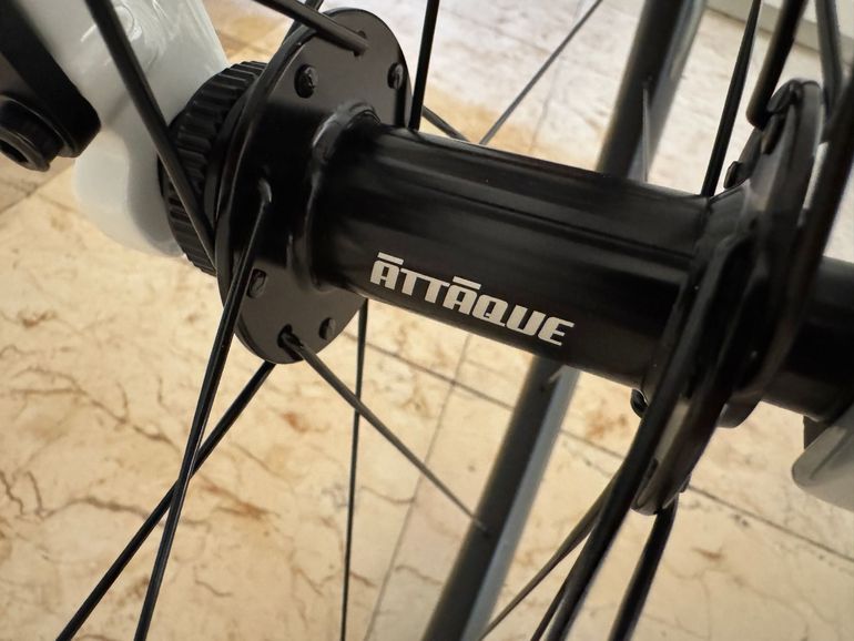 Used Gusto Gusto Custom Shimano 105 2025 Road & Gravel — image 13 of 16