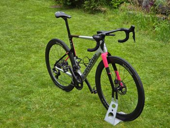 Used Cannondale SuperSix EVO Hi-MOD 2 2023 2023 Road & Gravel — image 8 of 11