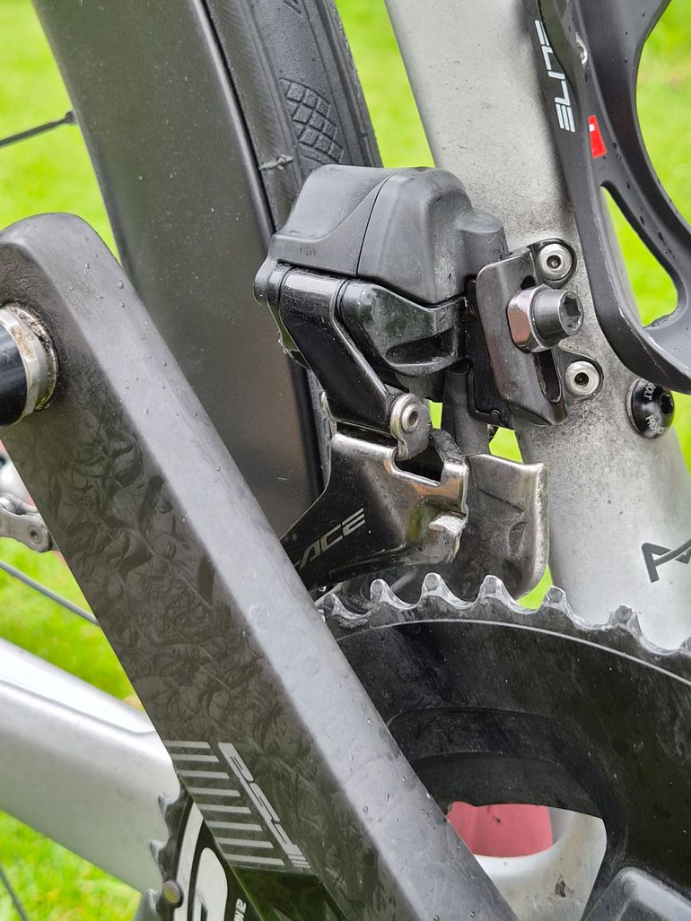 Used Cannondale SuperSix EVO Hi-MOD 2 2023 2023 Road & Gravel — image 5 of 11