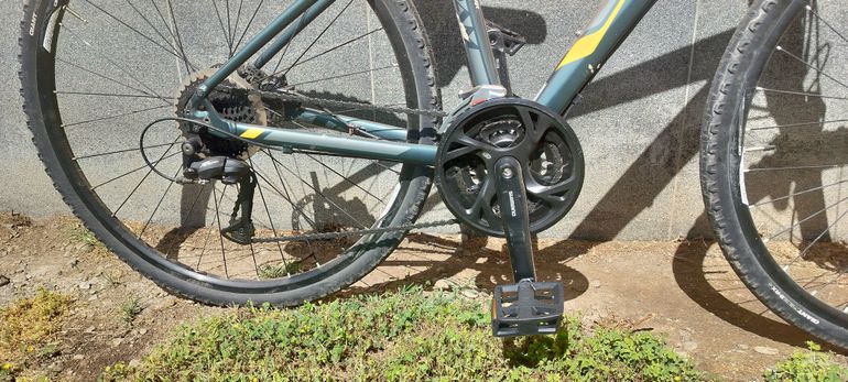 Used Giant Roam 2 Disc 2021 2021 Urban, Green — image 2 of 5