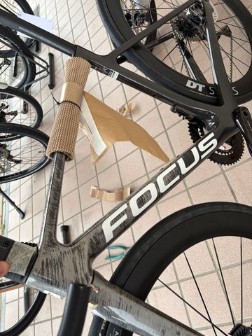 Brugt Focus IZALCO MAX 9.9 2025 2025 Road & Gravel — billede 3 af 16
