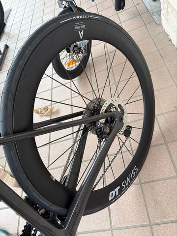 Brugt Focus IZALCO MAX 9.9 2025 2025 Road & Gravel — billede 6 af 16