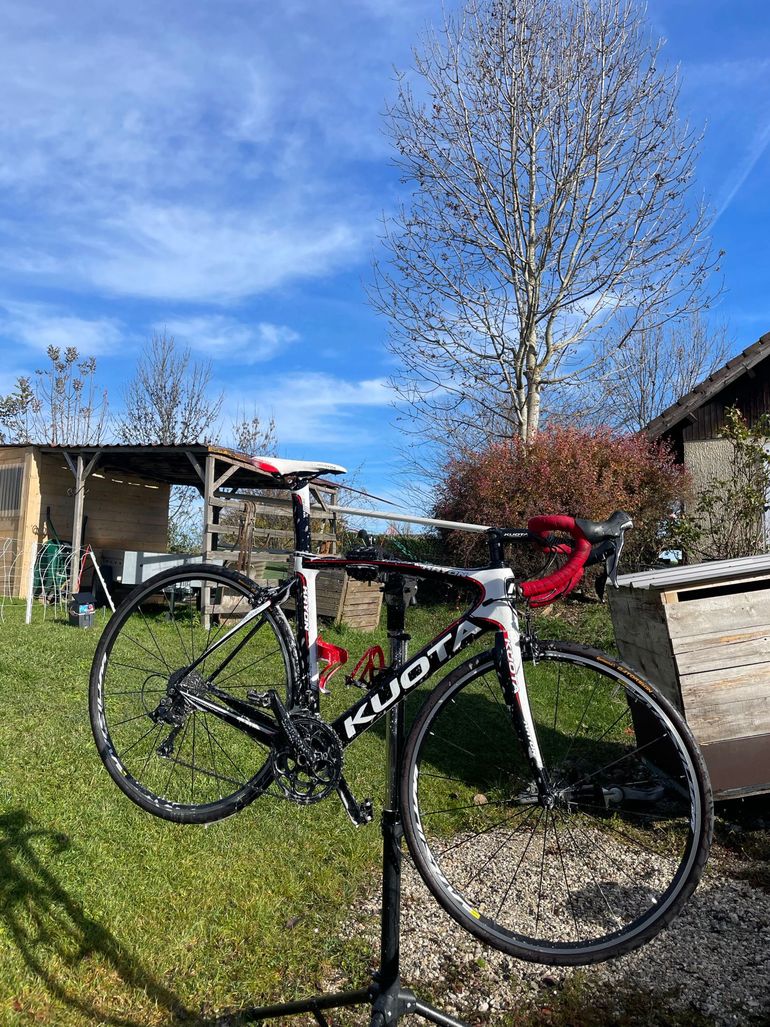 Used Kuota Kryon Shimano 105 2010 Road & Gravel, Black — image 2 of 3