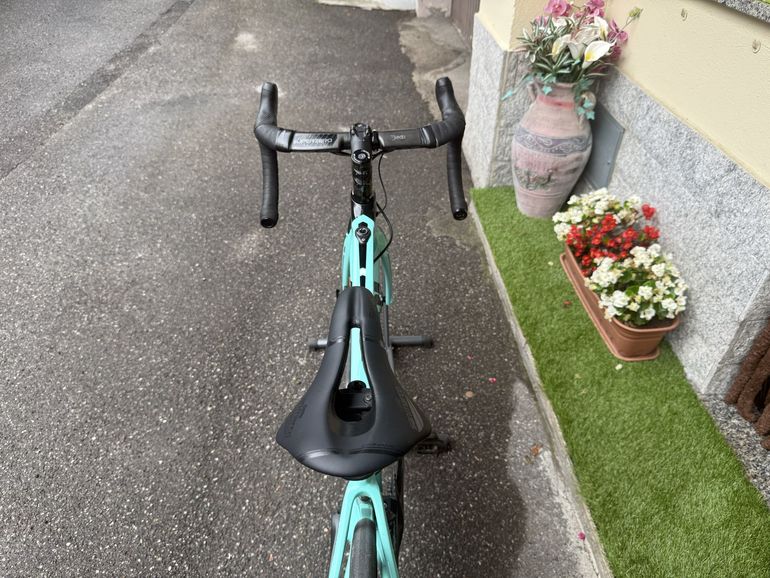 Bianchi Aria - Ultegra Di2 2022 2022 Road & Gravel d'occasion — image 8 sur 10