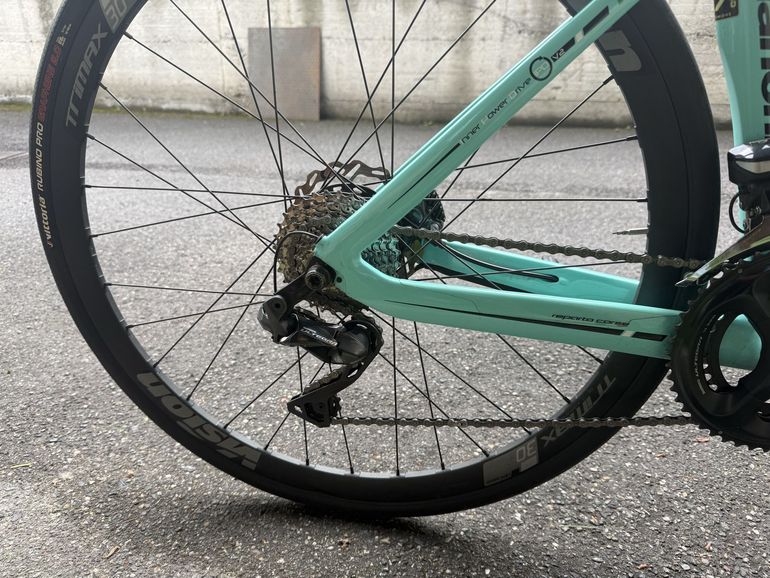 Bianchi Aria - Ultegra Di2 2022 2022 Road & Gravel d'occasion — image 7 sur 10