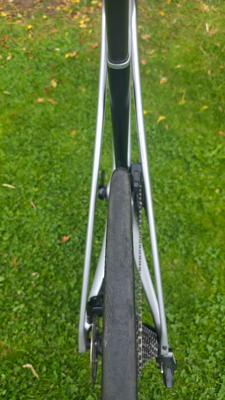 Used Lapierre Xelius DRS 8.0 AXS 2025 2025 Road & Gravel, Light Gray — image 9 of 10