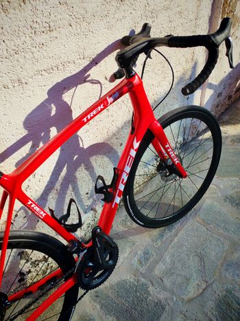 Used Trek Émonda SLR 7 Disc 2020 2020 Road & Gravel, Red — image 4 of 6