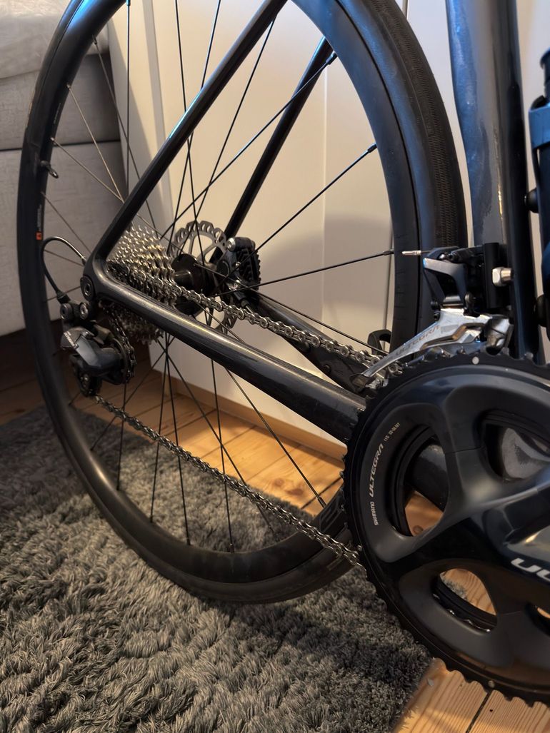 Used Giant Tcr Shimano Ultegra 2024 Road & Gravel, Black — image 3 of 5