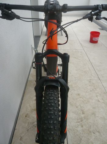 Used Specialized Men's Turbo Levo FSR Expert Carbon 6Fattie/29 2018 2018 Mountainbike, Orange, 29 — image 6 of 11