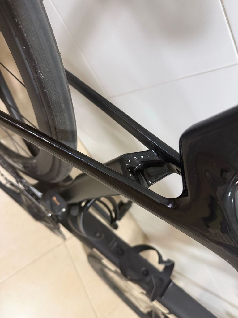 Used Trek Madone SL 6 Gen 8 2025 2025 Road & Gravel, Black — image 9 of 10
