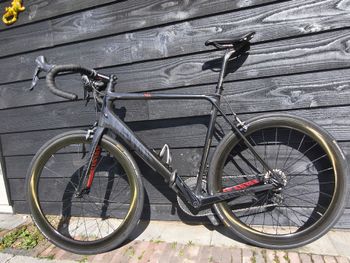 Used Canyon Ultimate Shimano Ultegra 2015 Road & Gravel — image 8 of 10