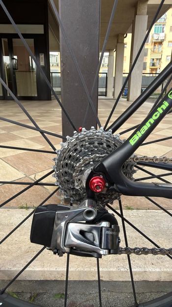 Used Bianchi Specialissima Sram eTap 2017 2017 Road & Gravel, Schwarz — image 3 of 9