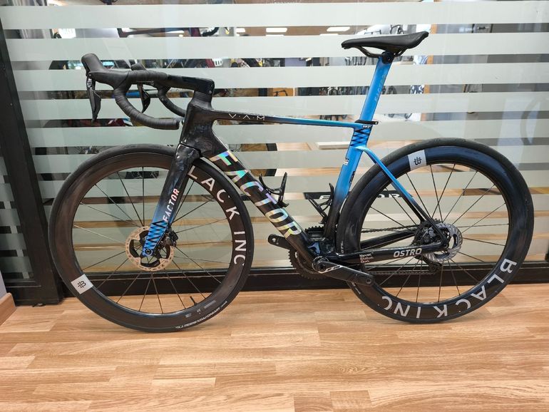 Used Factor OSTRO VAM - Shimano Dura-Ace 2025 2025 Road & Gravel, Blue — image 9 of 21