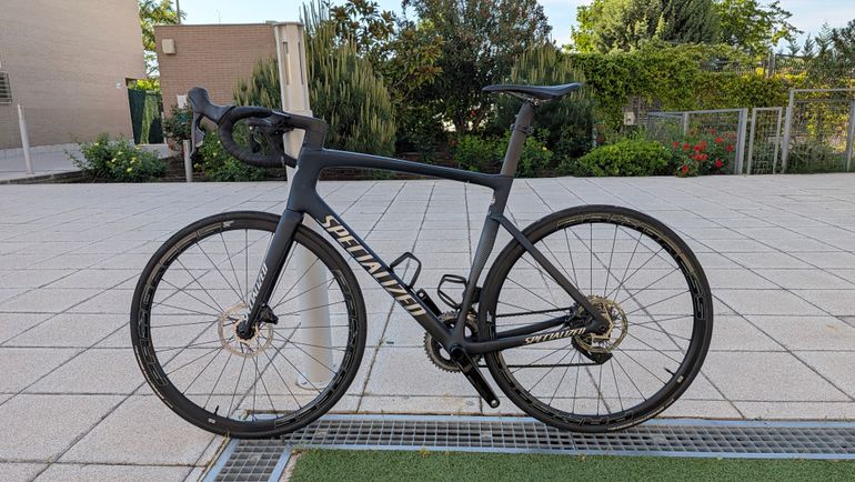 Used Specialized Tarmac SL7 Comp - Rival eTap AXS 2023 2023 Road & Gravel, Blue — image 2 of 11