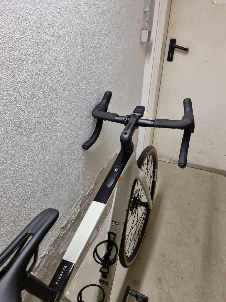 Used Cannondale Synapse Carbon 4 2026 2026 Road & Gravel, White — image 6 of 6