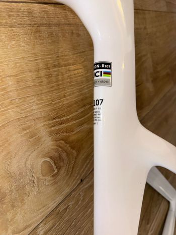 Used Canyon Aeroad CF SLX 7 Di2 C46 2025 Frameset 2025 Road & Gravel — image 7 of 7