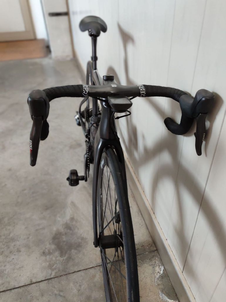 Used Pinarello Dogma F10 Pinarello Dogma F10 Custom SRAM Red eTap AXS 2019 Road & Gravel, Black — image 3 of 7