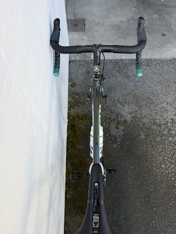 Used Bianchi Oltre XR.2 Frameset 2017 2017 Road & Gravel, Blue — image 4 of 9