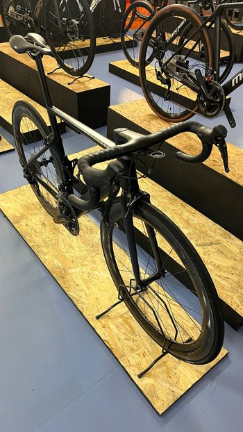 Used Canyon Aeroad Shimano Dura Ace 2020 Road & Gravel, Black — image 4 of 6