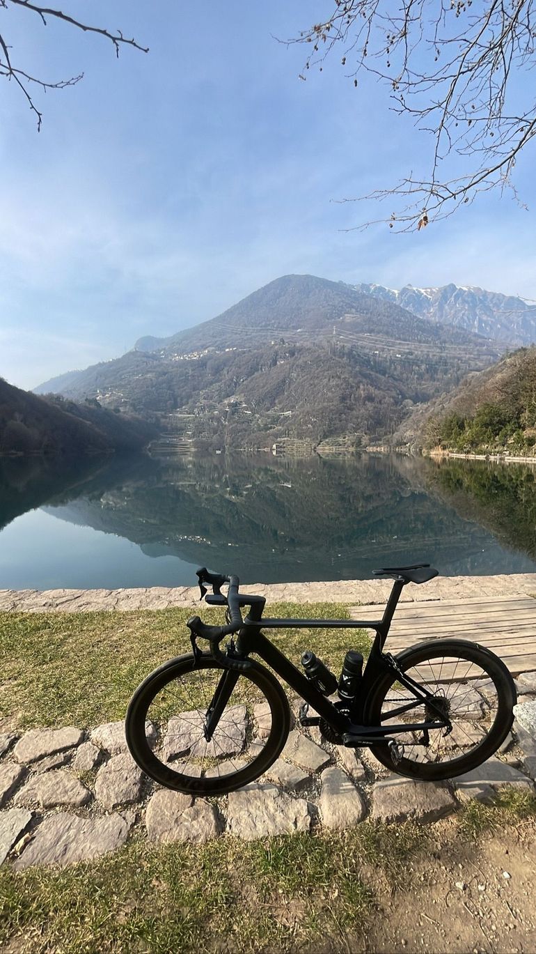 Used Canyon Aeroad Shimano Dura Ace 2020 Road & Gravel, Black — image 2 of 6