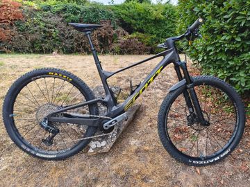 Gebrauchtes Scott Spark RC Team Issue 2024 2024 Mountainbike, Schwarz, 29 — Bild 1 von 11