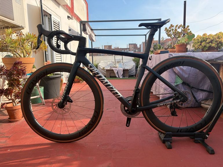 Used Specialized Tarmac SL7 Comp - Shimano 105 Di2 2025 2025 Road & Gravel, Green — image 2 of 7
