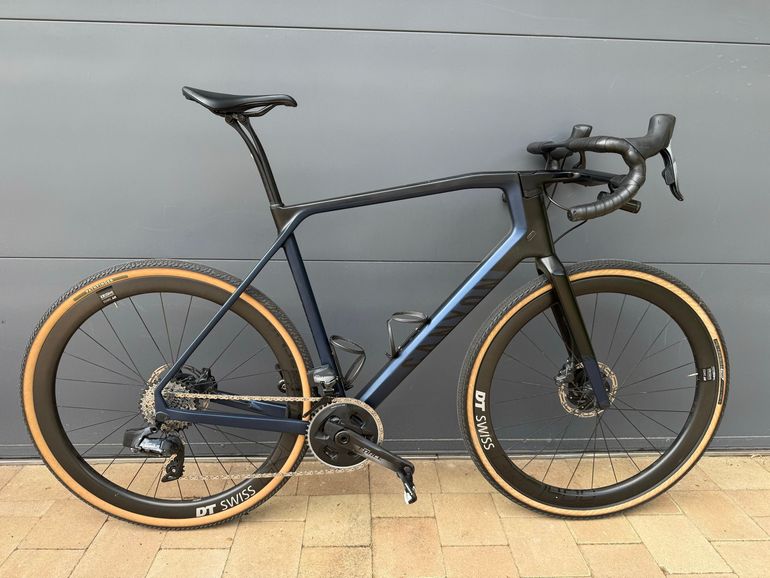 Used Canyon Grail SRAM Force eTap AXS 2020 Road & Gravel, Blue — image 1 of 8