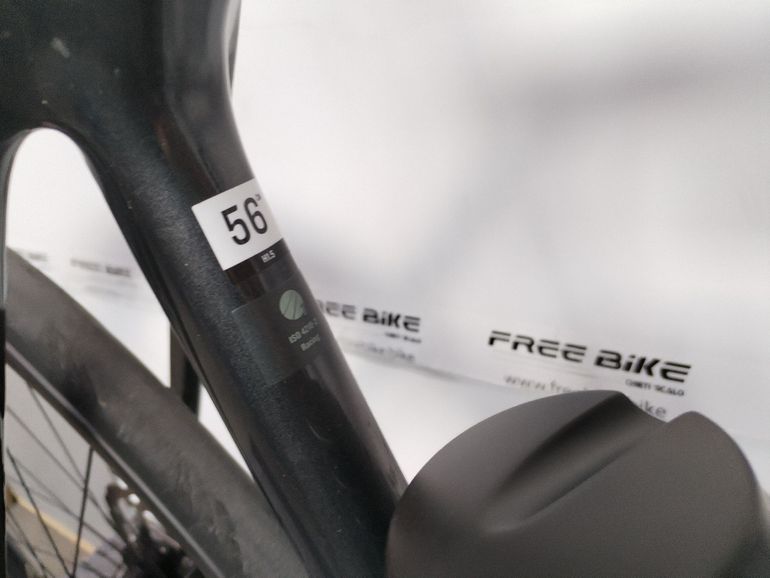 Used Trek Émonda SL 6 2024 2024 Road & Gravel, Black — image 10 of 12
