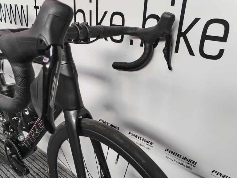 Used Trek Émonda SL 6 2024 2024 Road & Gravel, Black — image 7 of 12