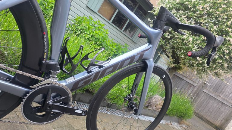 Used Giant Propel Advanced 1 2023 2023 Road & Gravel, Light Gray — image 4 of 15