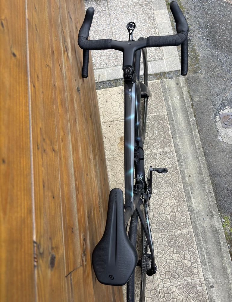 Used Scott Addict RC 10 2025 2025 Road & Gravel — image 4 of 4