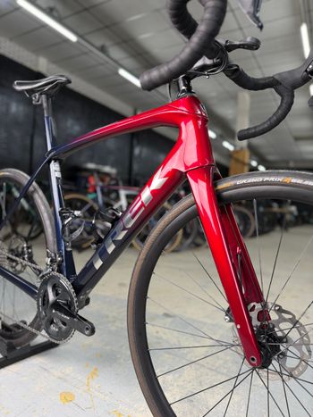 Used Trek Domane SL 5 Gen 3 2023 2023 Road & Gravel, Red — image 4 of 21