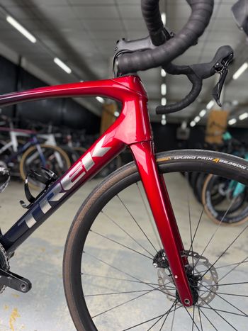 Used Trek Domane SL 5 Gen 3 2023 2023 Road & Gravel, Red — image 3 of 21