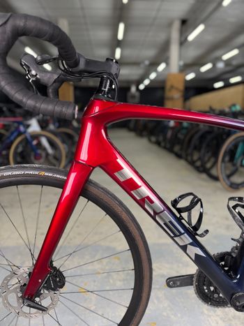 Used Trek Domane SL 5 Gen 3 2023 2023 Road & Gravel, Red — image 13 of 21