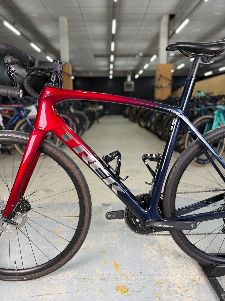 Used Trek Domane SL 5 Gen 3 2023 2023 Road & Gravel, Red — image 21 of 21