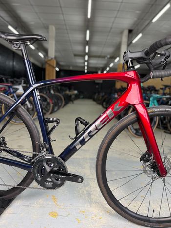 Used Trek Domane SL 5 Gen 3 2023 2023 Road & Gravel, Red — image 12 of 21