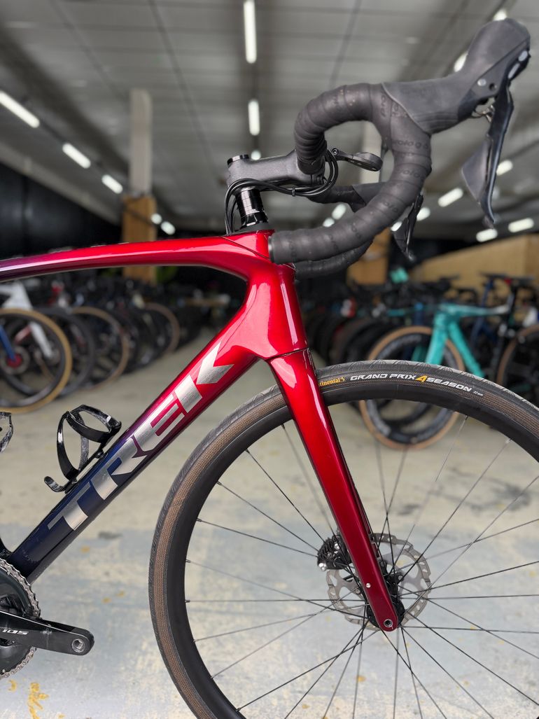 Used Trek Domane SL 5 Gen 3 2023 2023 Road & Gravel, Red — image 6 of 21
