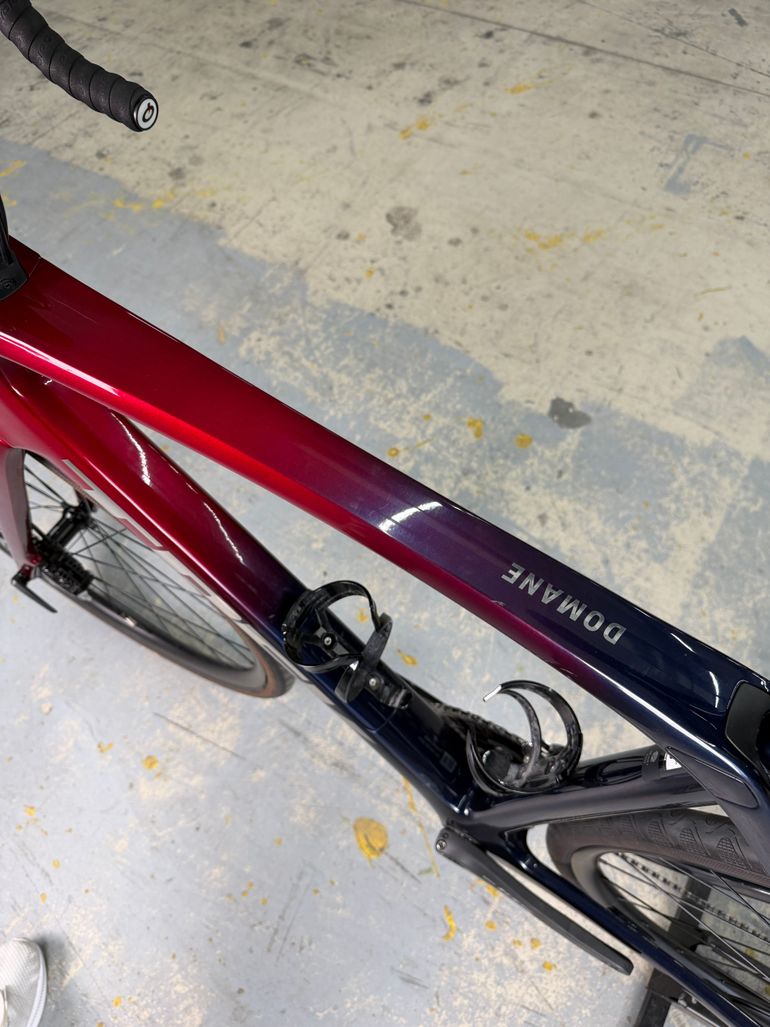 Used Trek Domane SL 5 Gen 3 2023 2023 Road & Gravel, Red — image 19 of 21
