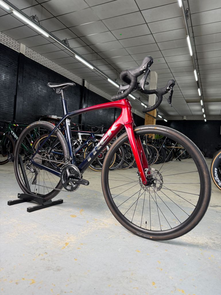 Used Trek Domane SL 5 Gen 3 2023 2023 Road & Gravel, Red — image 2 of 21
