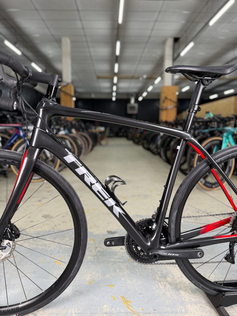 Used Trek Domane SL 5 Disc 2019 2019 Road & Gravel, Black — image 15 of 18