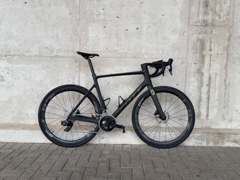 Used Scott Addict RC 30 2023 2023 Road & Gravel