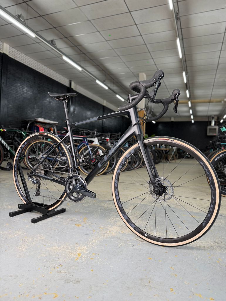 Used CUBE ATTAIN GTC SL 2021 2021 Road & Gravel, Black — image 4 of 14