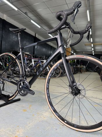 Used CUBE ATTAIN GTC SL 2021 2021 Road & Gravel, Black — image 3 of 14