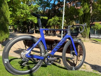Used Canyon Aeroad CF SLX 8 Disc Di2 2021 2021 Road & Gravel